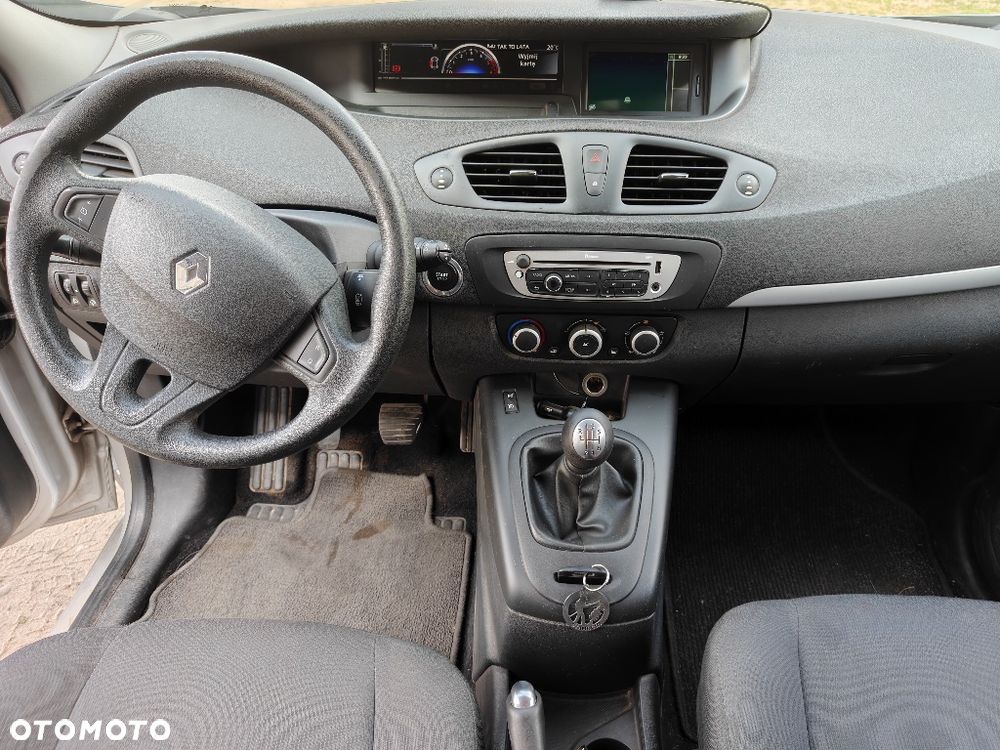 Renault Scenic - 7