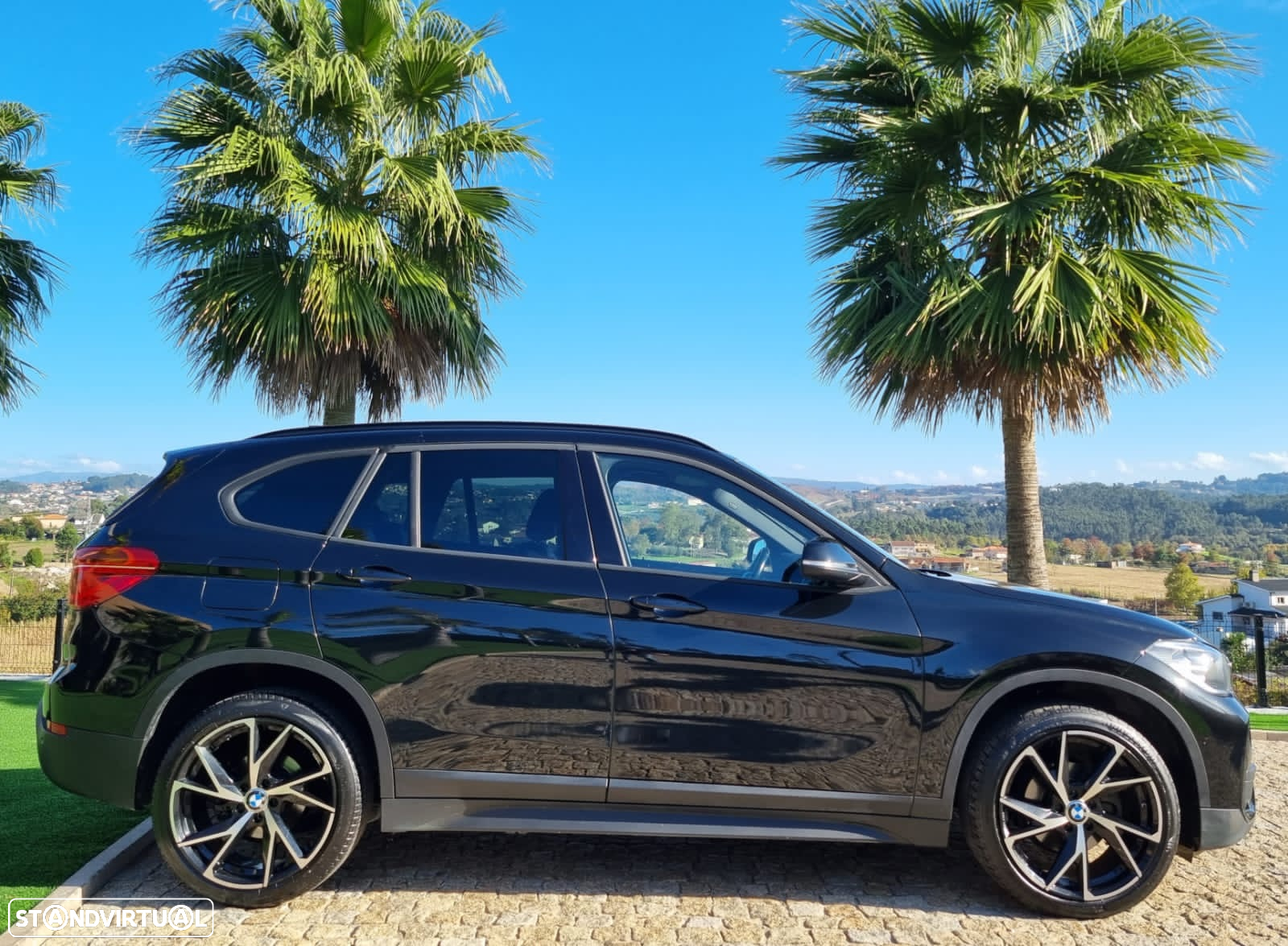 BMW X1 16 d sDrive Auto Line Sport - 18