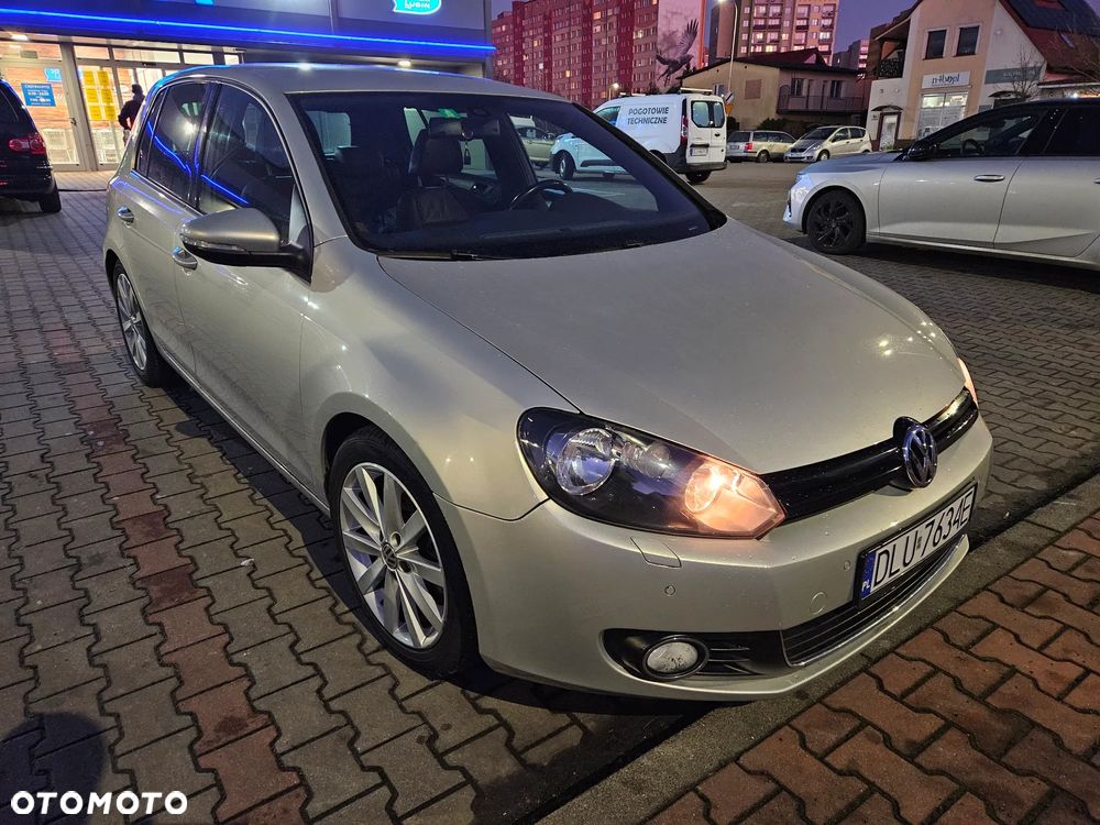Volkswagen Golf - 11
