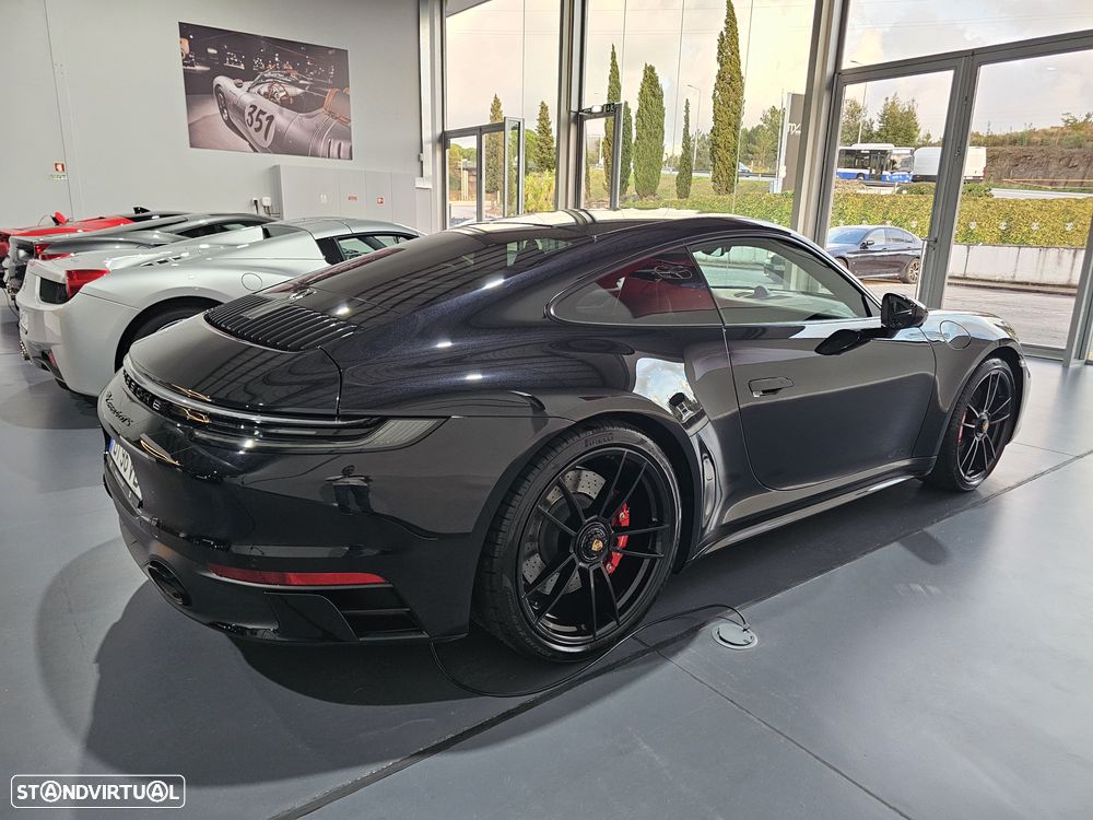 Porsche 911 (992) Carrera 4 GTS PDK - 3