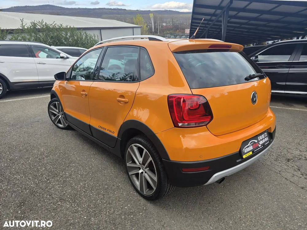 Volkswagen Polo 1.6 TDI Blue Motion Technology Highline - 4