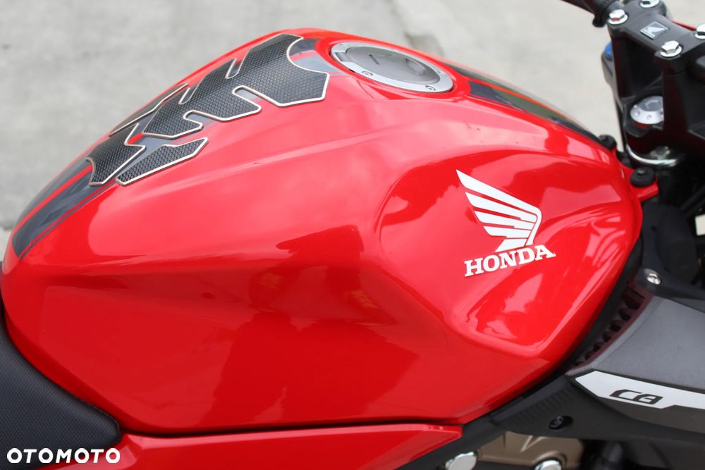 Honda CB - 16