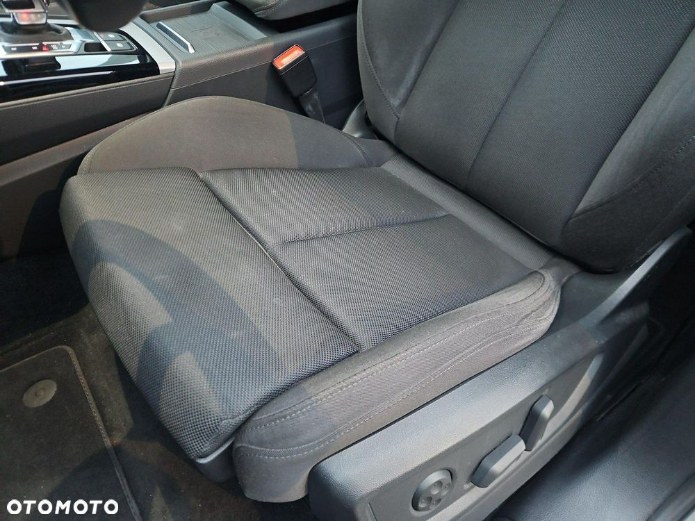 Audi Q5 Sportback - 12