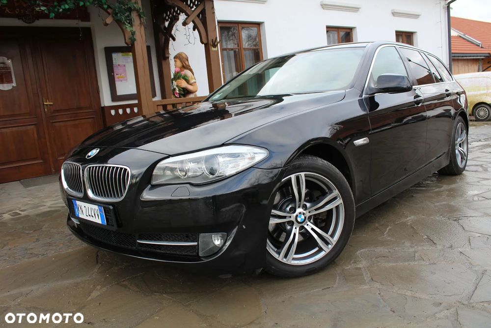 BMW Seria 5 520d Sport-Aut - 26