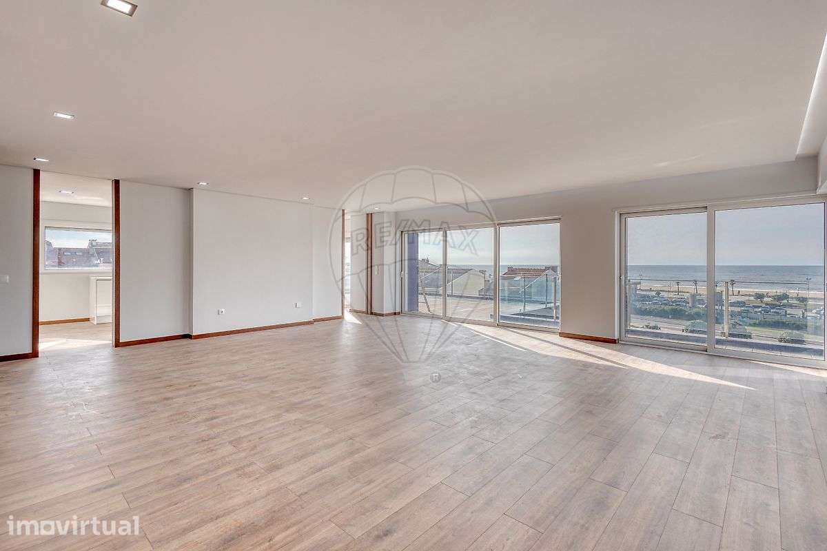Apartamento T4 para venda - Grande imagem: 3/43