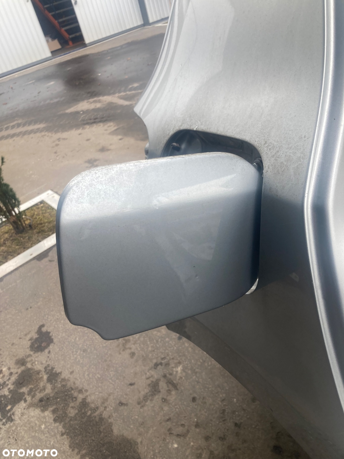 DACIA Sandero II 2 KLAPKA WLEWU PALIWA srebrna klapa TED 69 TED69 Wwa - 2
