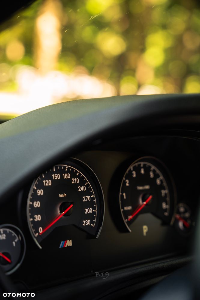 BMW M4 Coupe DKG - 22