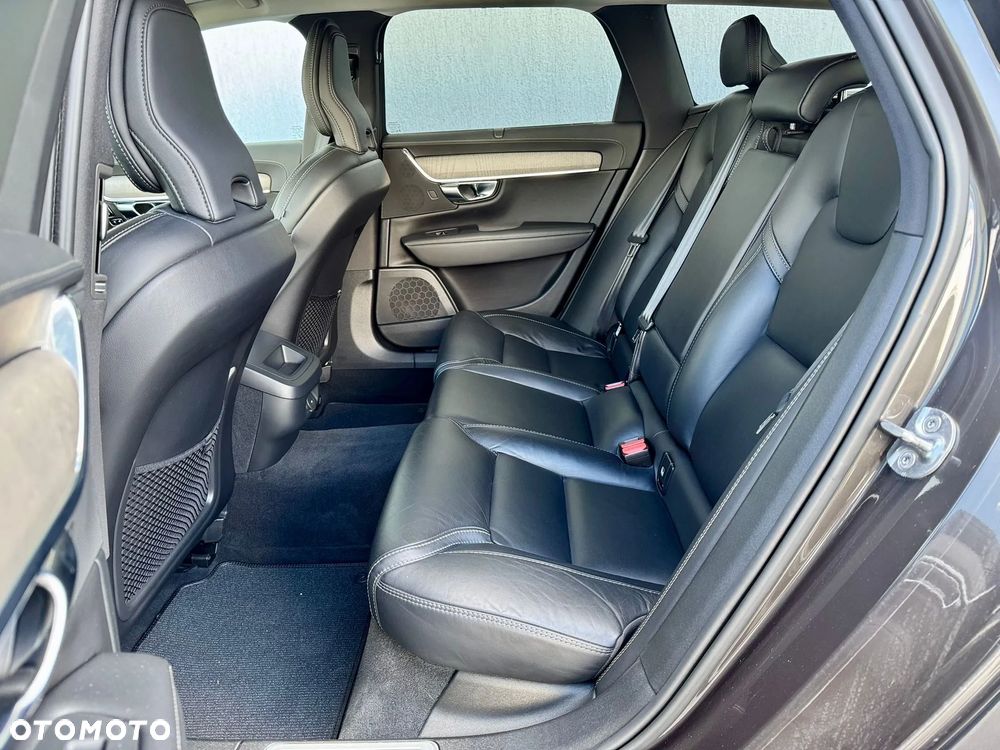 Volvo V90 Cross Country B5 B AWD Pro - 20