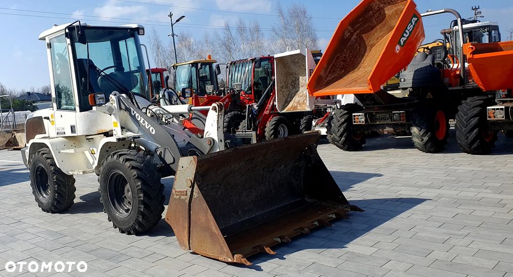 Volvo L30G - 1