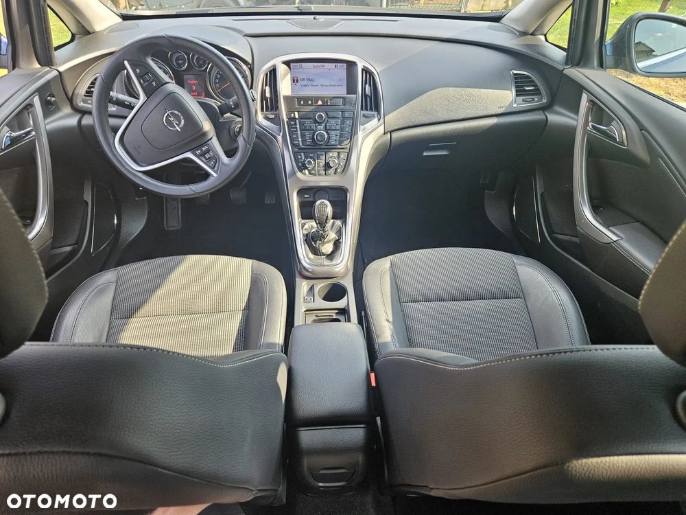 Opel Astra 1.6 Turbo - 6