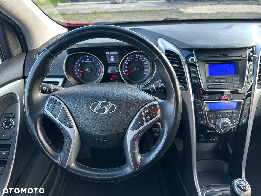 Hyundai i30 1.6 Comfort - 8