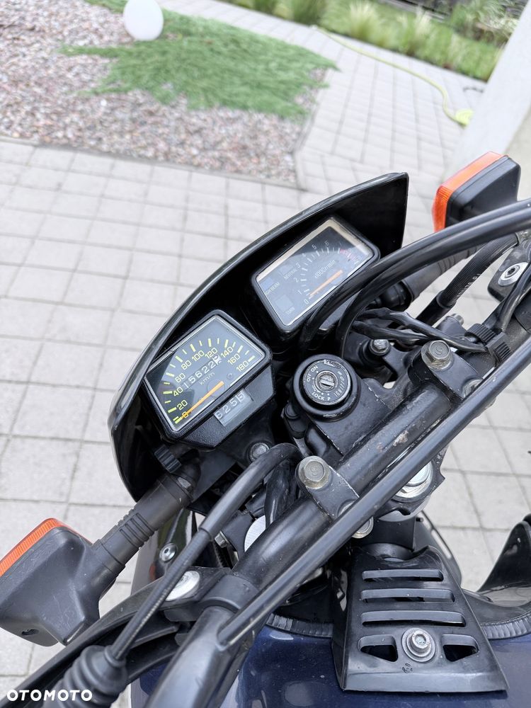 Yamaha XT - 4