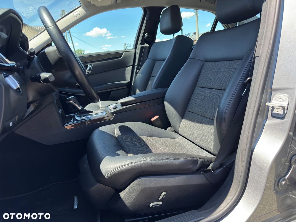 Mercedes-Benz Klasa E 250 CGI BlueEFFICIENCY Avantgarde - 19