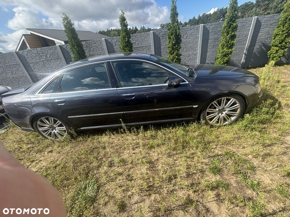 Audi A8 - 3