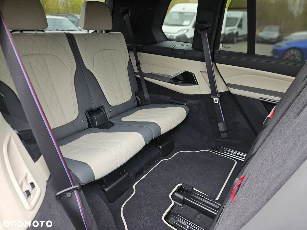 BMW X7 xDrive40d mHEV sport - 38