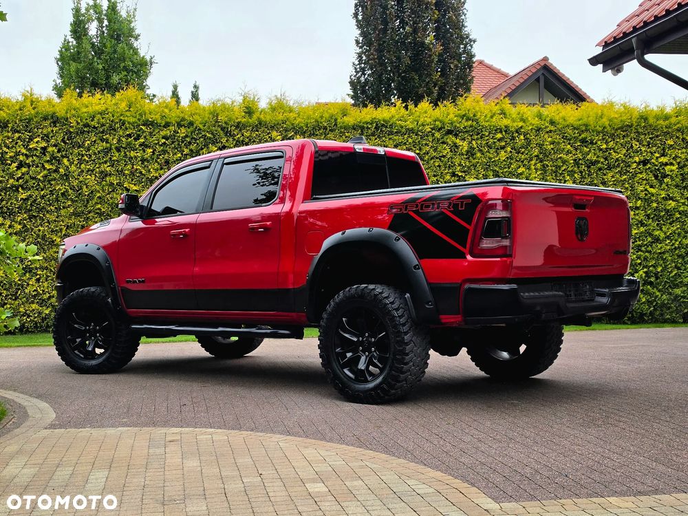 Dodge RAM - 12