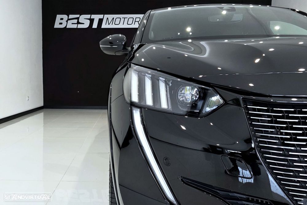 Peugeot 208 1.2 PureTech GT Line EAT8 - 30