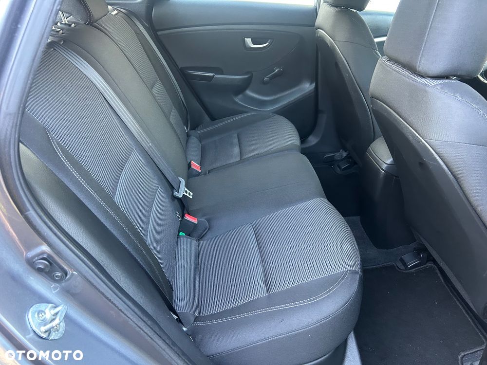 Hyundai i30 1.4 Comfort - 21