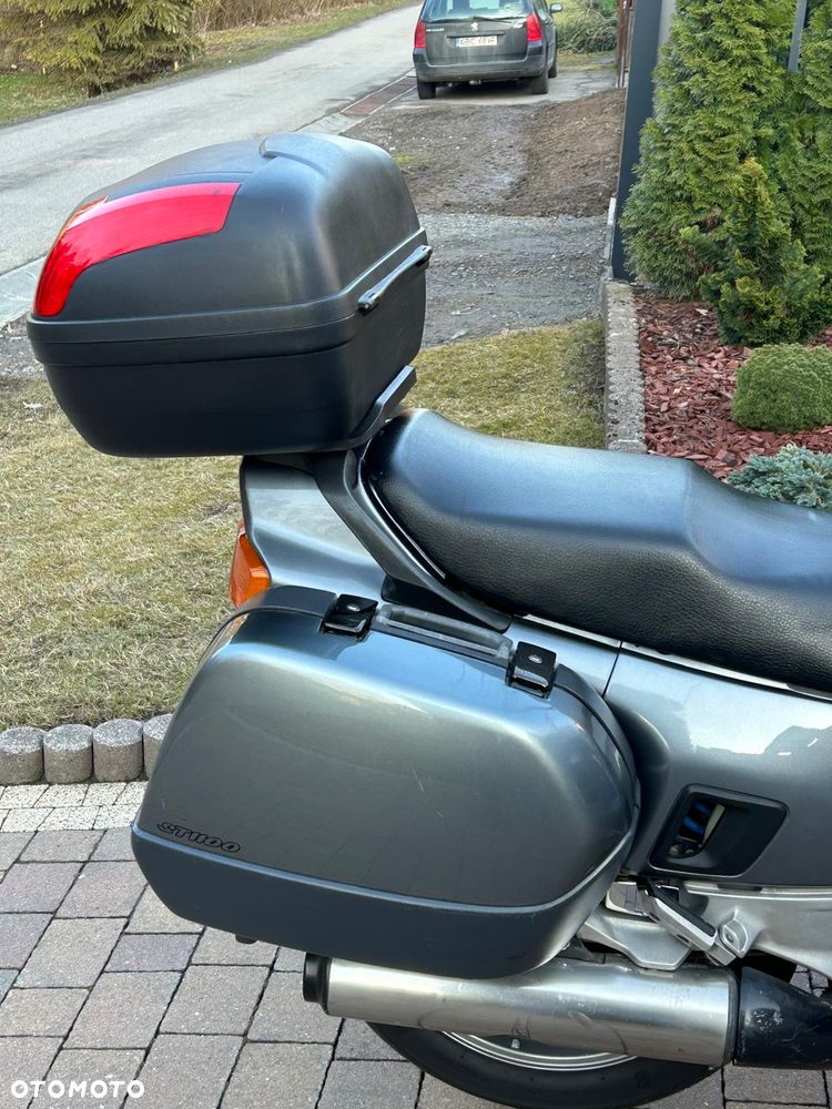Honda ST - 9