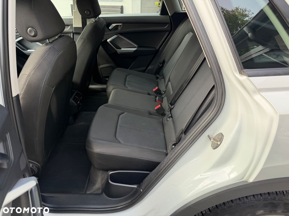 Audi Q3 35 TDI S tronic - 30