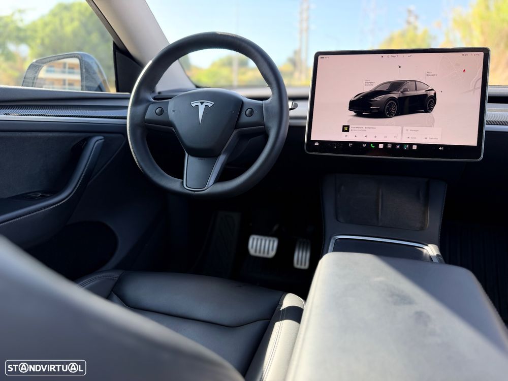 Tesla Model Y Performance Dual Motor AWD - 8
