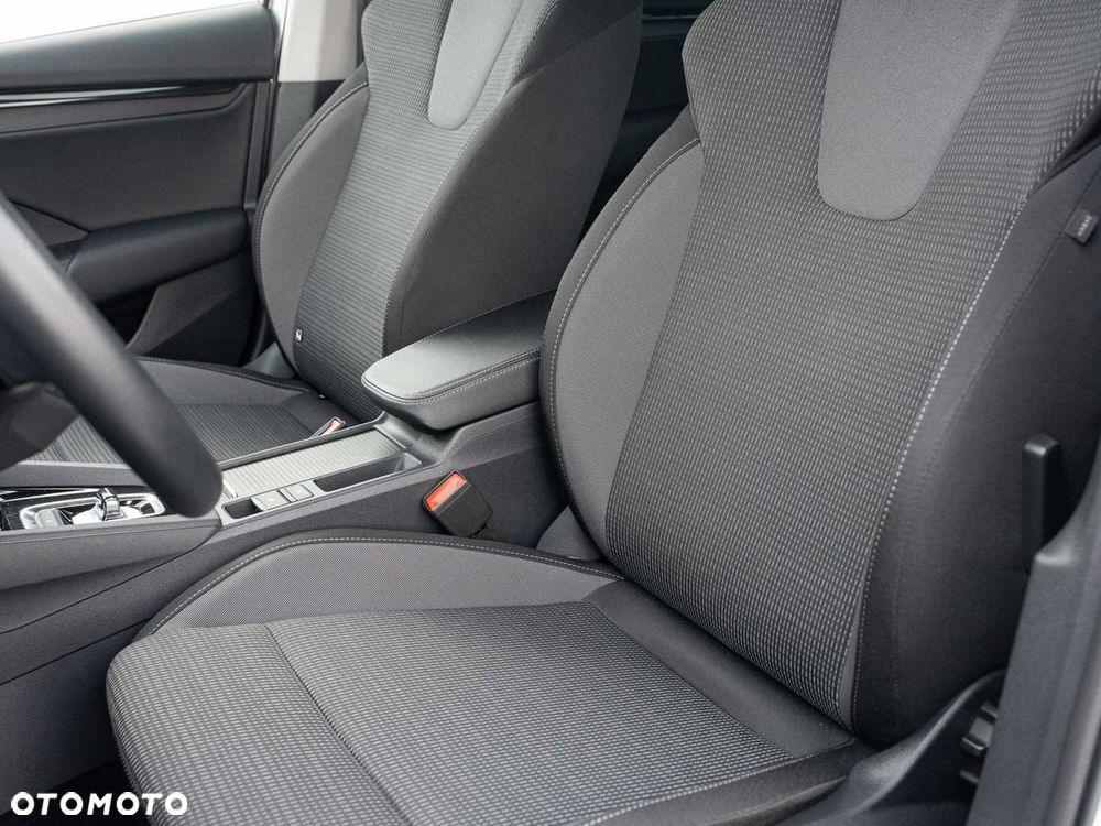 Skoda Octavia 1.5 TSI e-TEC DSG Ambition - 11