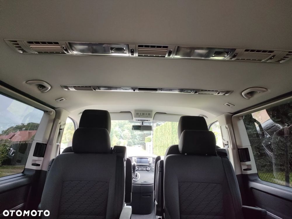 Volkswagen Multivan - 15
