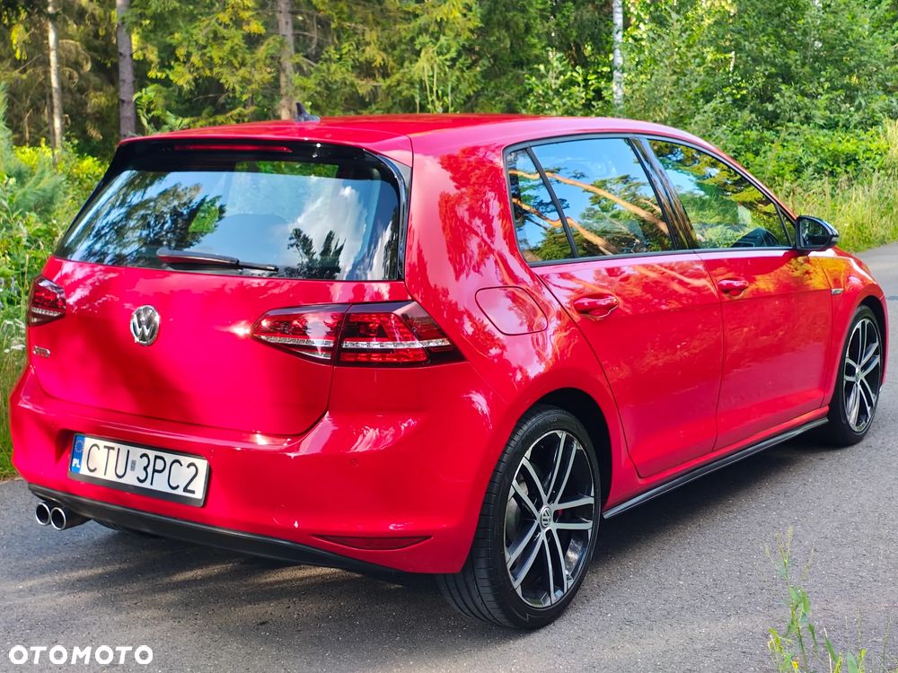 Volkswagen Golf - 18