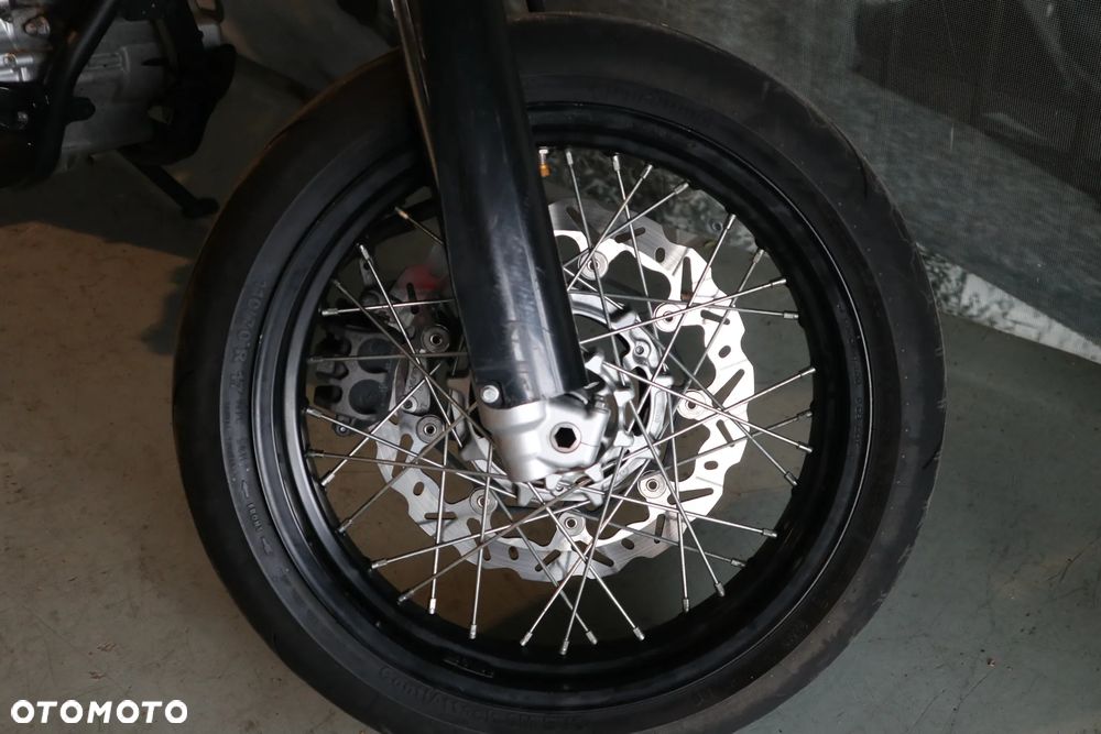 Yamaha WR - 13