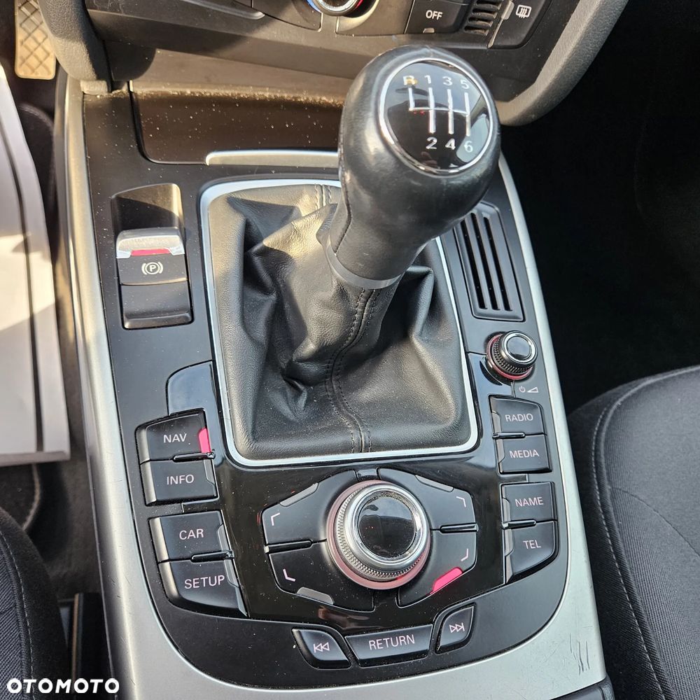 Audi A4 Avant 2.0 TDI DPF Ambiente - 29