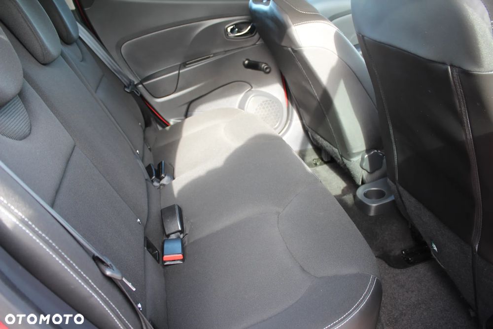 Renault Clio 0.9 TCe Alize - 10