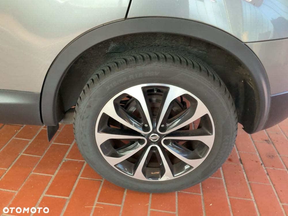 Nissan Qashqai 2.0 CVT 360 - 11