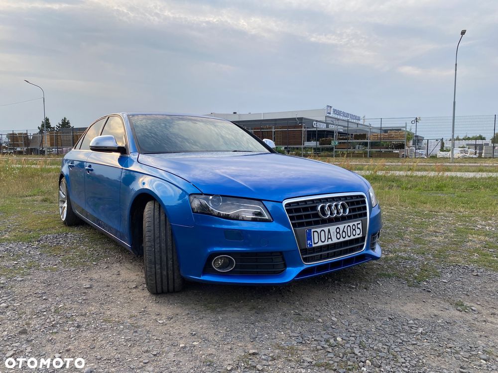 Audi A4 Limousine - 2