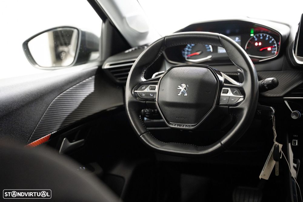 Peugeot 208 1.2 PureTech Allure EAT8 - 11