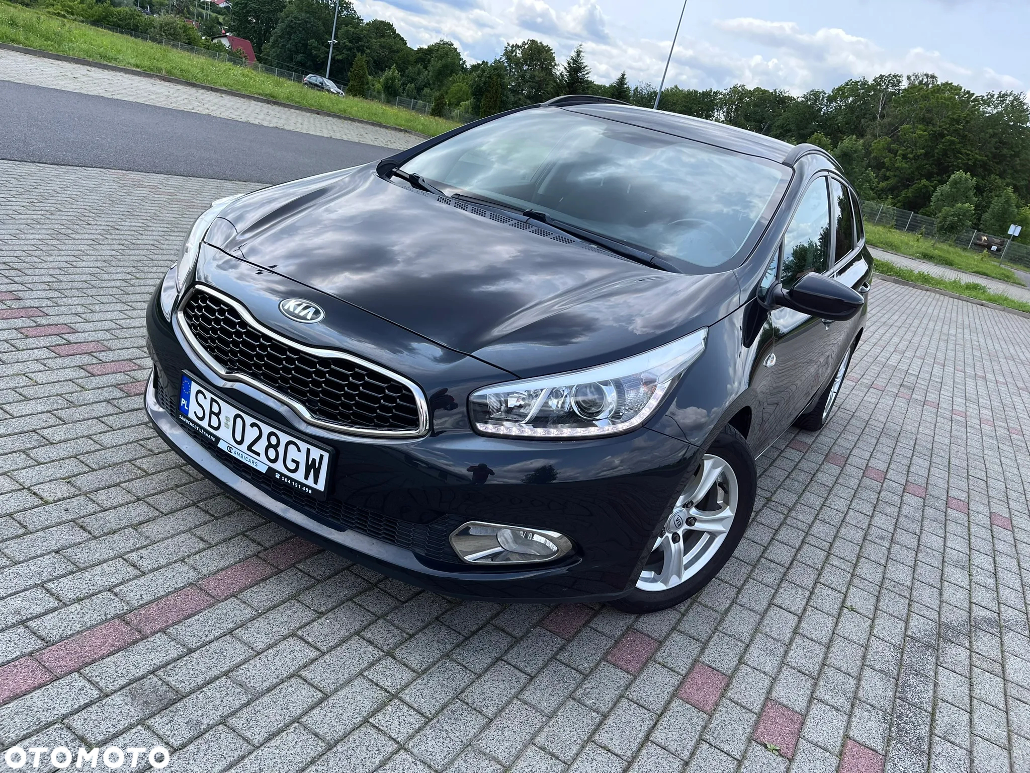 Kia Ceed 1.6 GDI Dream-Team Edition - 4