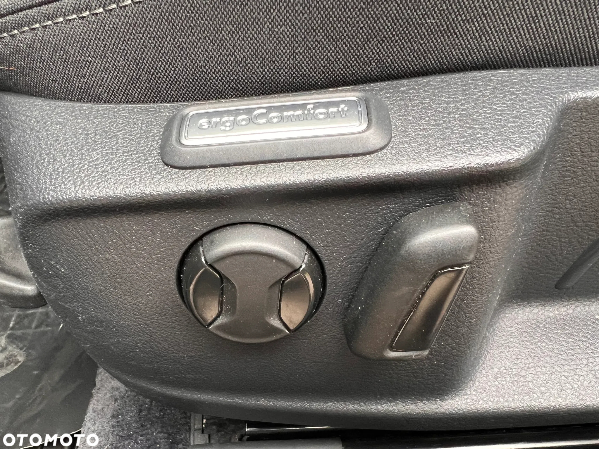 Volkswagen Passat 2.0 TDI BMT Trendline DSG7 - 34