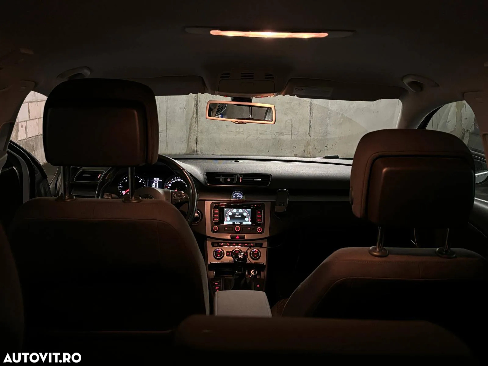 Volkswagen Passat - 10
