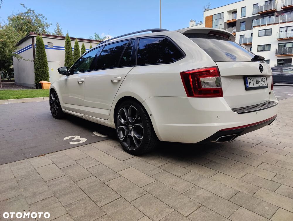 Skoda Octavia 2.0 TDI RS DSG - 3