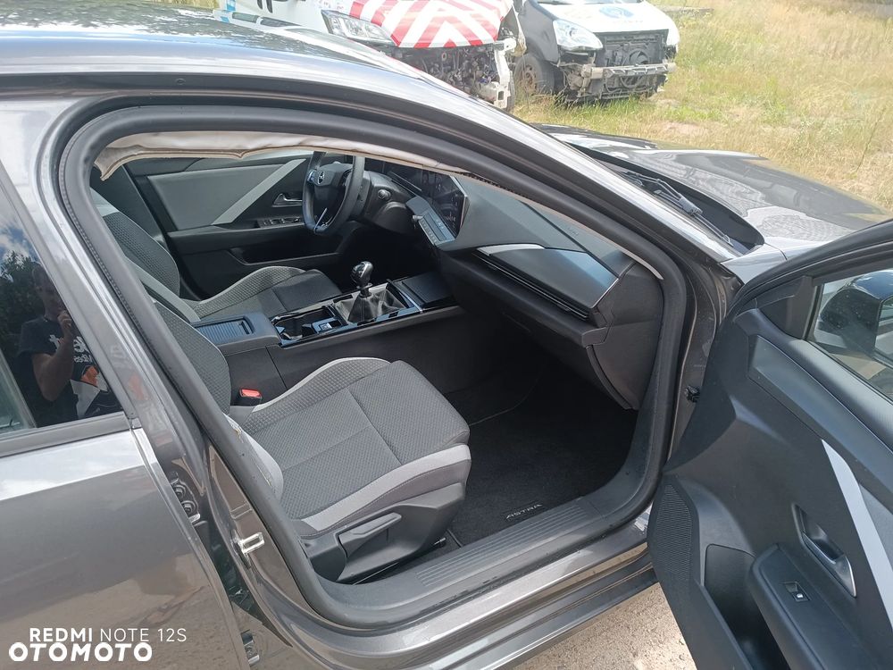 Opel Astra 1.2 T Edition S&S - 7
