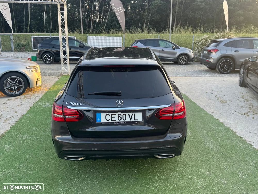 Mercedes-Benz C 300 de AMG Line - 9
