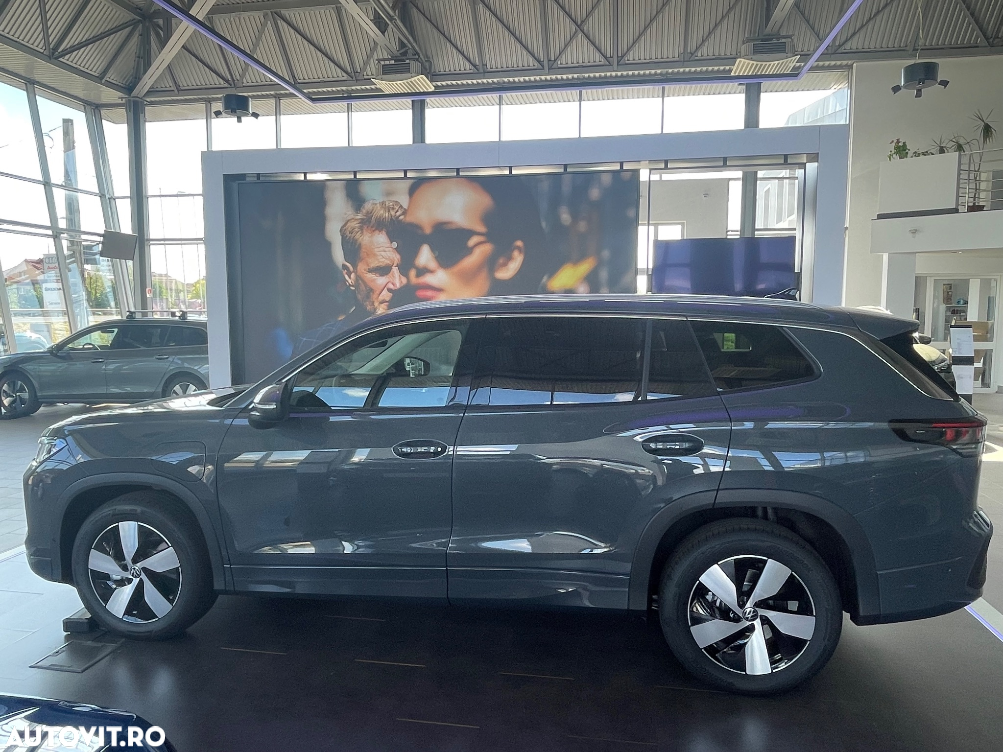 Volkswagen Tayron 1.5 TSI DSG PHEV Life - 17