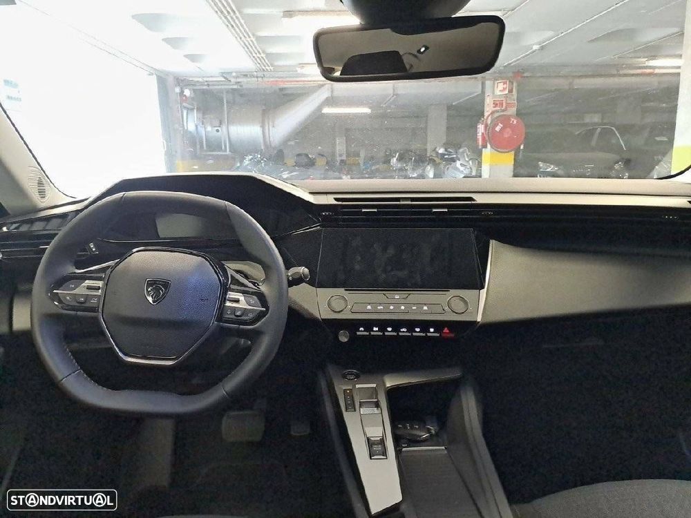 Peugeot 308 1.2 Hybrid Style e-DCS6 - 8