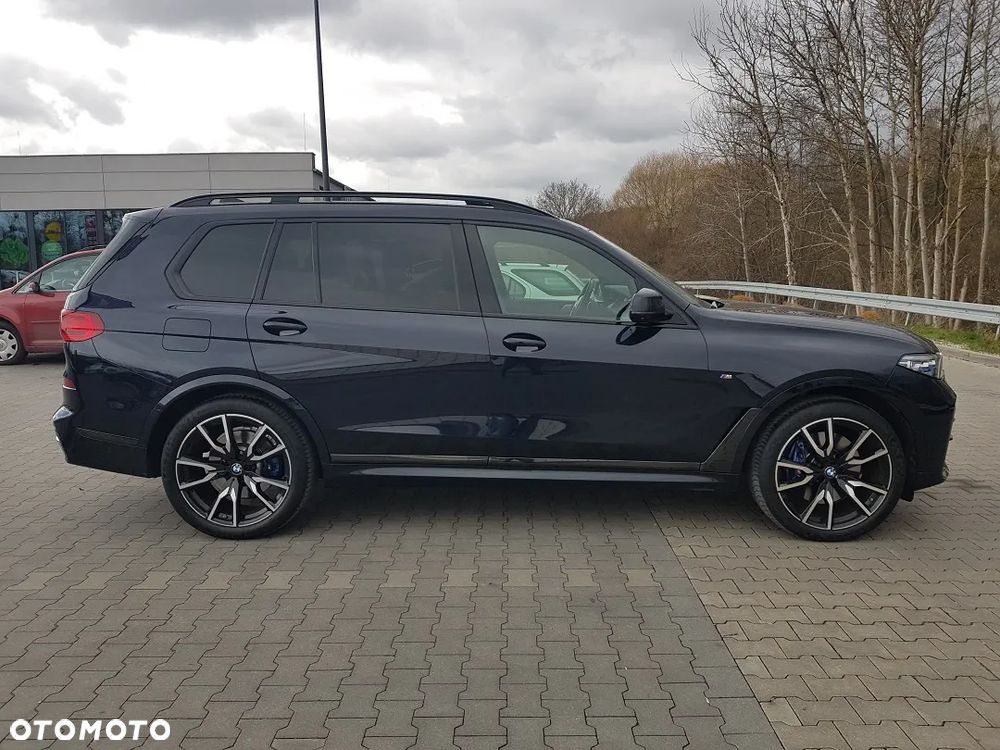 BMW X7 - 21