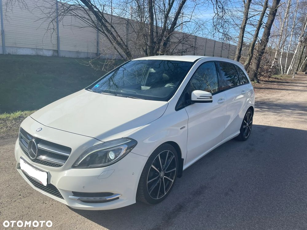 Mercedes-Benz Klasa B 180 CDI BlueEFFICIENCY Edition 1 - 1