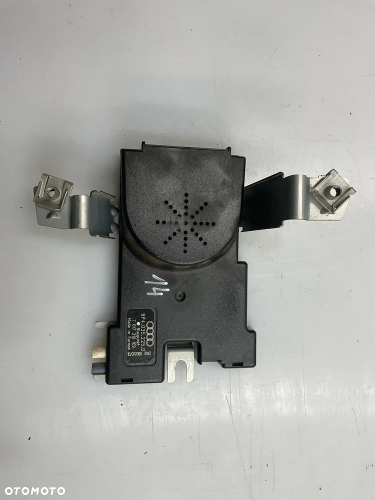 Wzmacniacz anteny Audi A3 8P 8P4035225D - 1