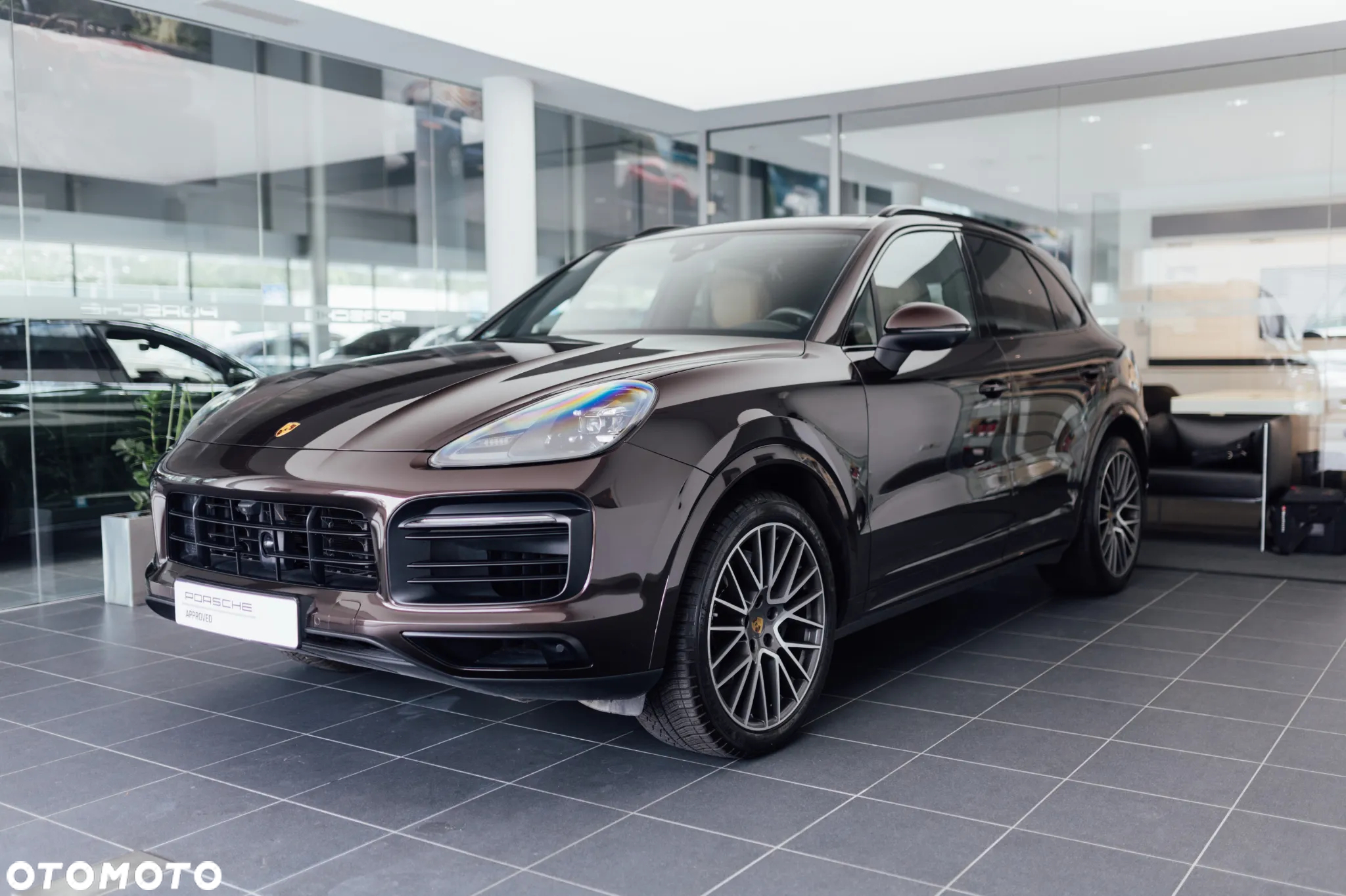 Porsche Cayenne Standard - 3