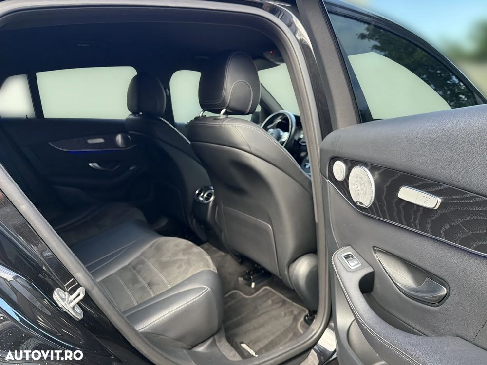 Mercedes-Benz GLC Coupe 300 e 4Matic 9G-TRONIC AMG Line Plus - 15