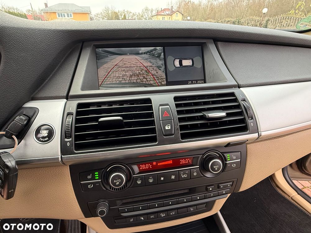 BMW X5 xDrive30d - 29