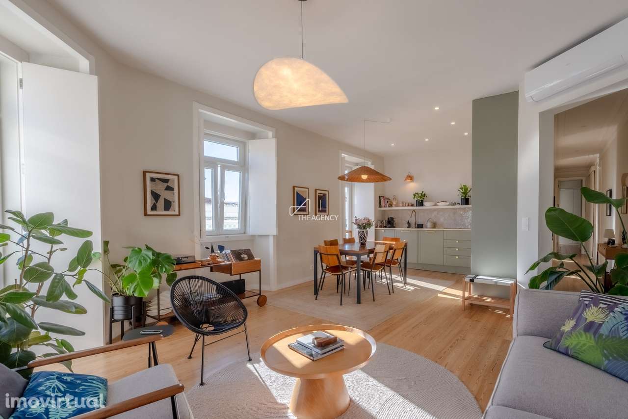 Amplo Apartamento T3+1 Renovado com Luz Natural e Espaço Exterior pert - Grande imagem: 3/60