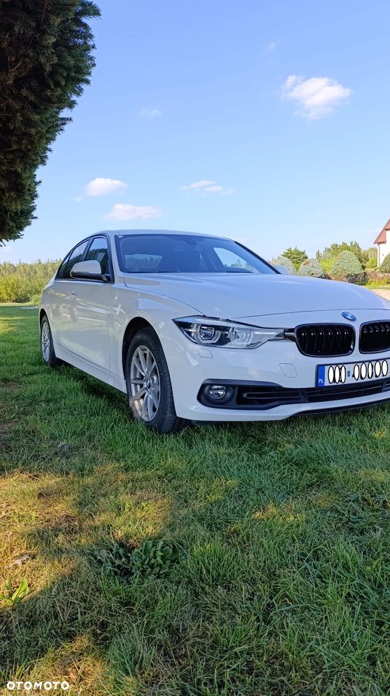 BMW Seria 3 318i Advantage - 31